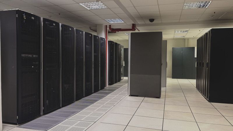 20 anos de Hostbits: a história que construiu a infraestrutura que vem por aí